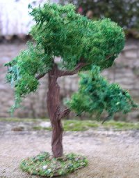 Arbre. N 045, 11/2004.