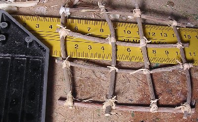 Treillis de la tente.